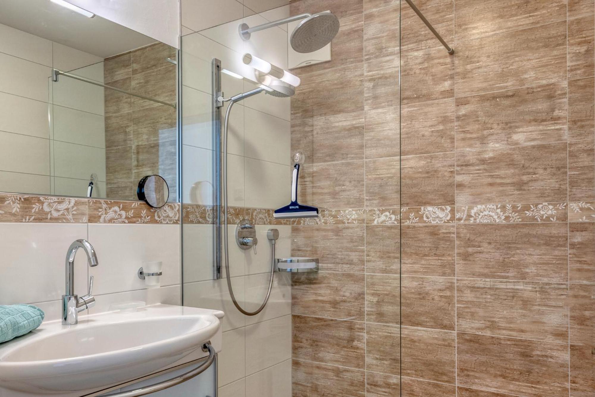 Appartement Eichenhof Top 10 Zell am See Eksteriør bilde